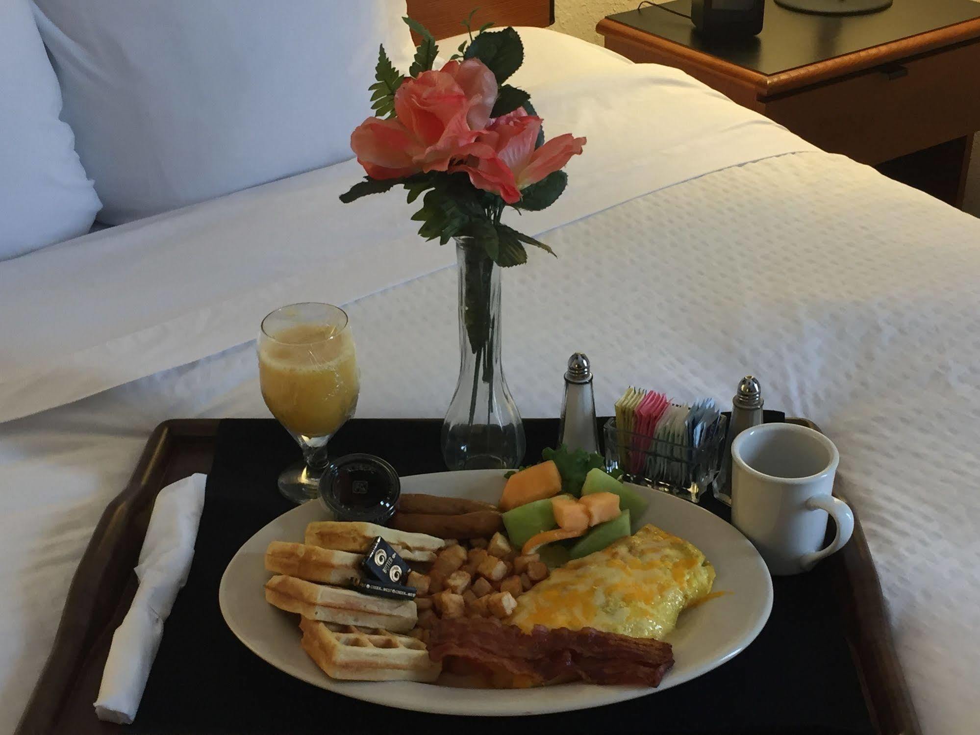 Sheraton Richmond Airport Hotel Sandston Eksteriør bilde