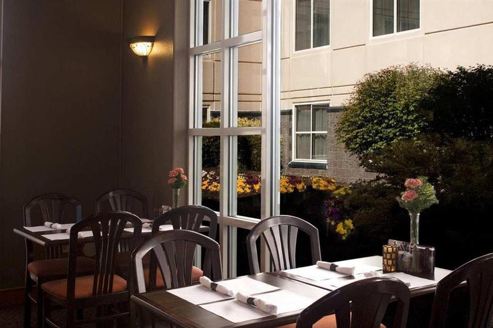 Sheraton Richmond Airport Hotel Sandston Restaurant bilde